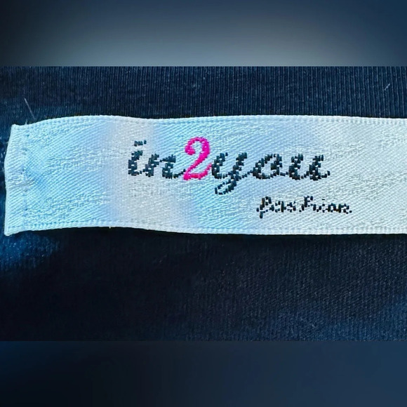 IN2YOU ~ Women’s black short sleeve sequined bling bling tee top size M - Picture 3 of 9